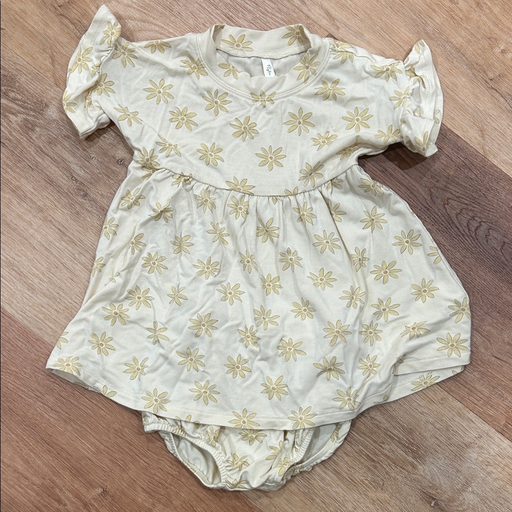 Rylee & Cru and Quincy Mae Set Baby Dresses - Picture 4 of 7
